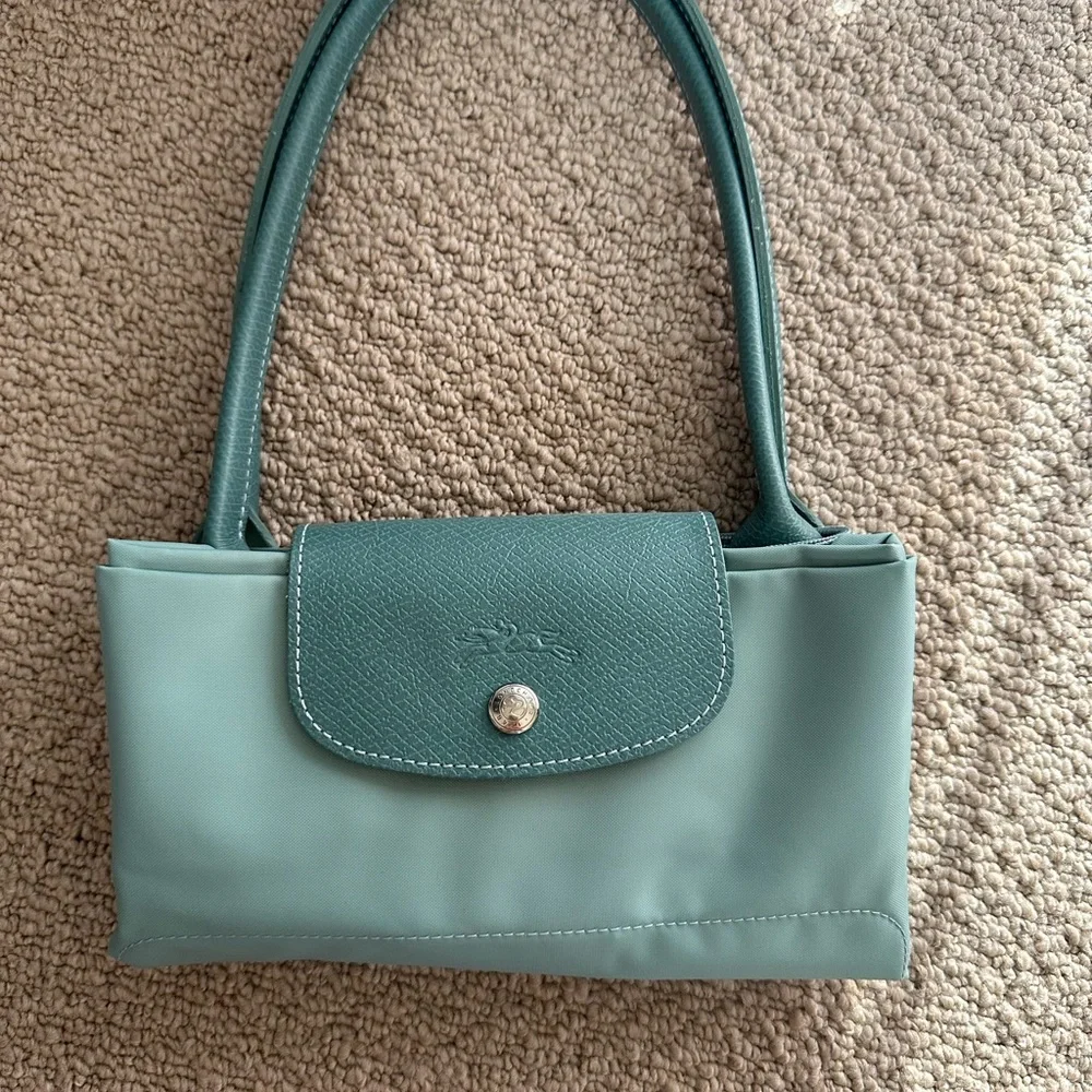 Longchamp Le Pliage Tote - Picture 2 of 7
